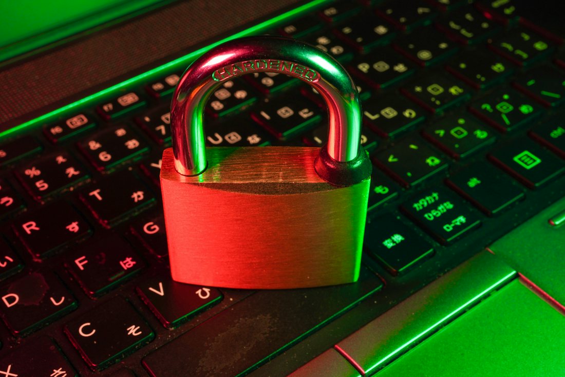 A warning sign about online fraud